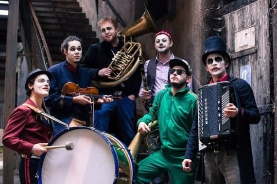 CIRCUS PROBLEM