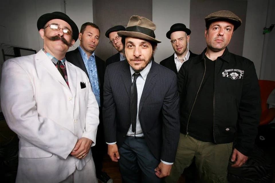 The Slackers & Green Smatroll ve Futuru