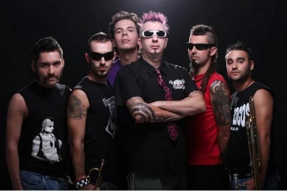 The Locos a Los Tres Puntos na MS 2012