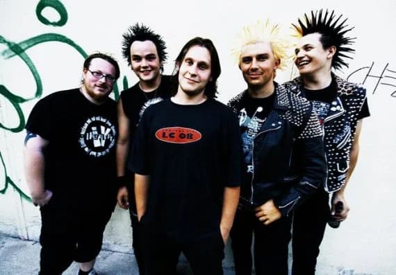 MAD PIGS