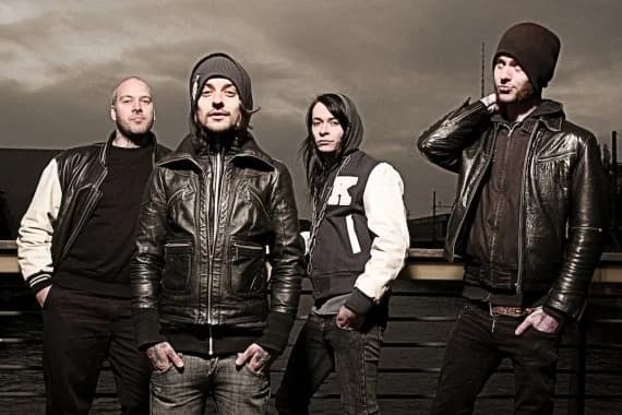 RADIO DEAD ONES