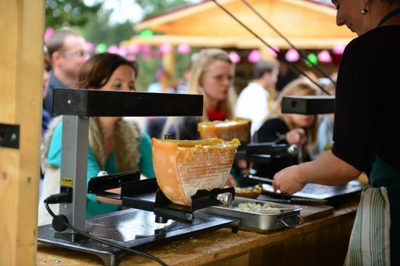 Food porn na MS 2016 – díl druhý: U Sýráků, Inspiral Burger, Café Cool Bar, www.cajovycatering.cz