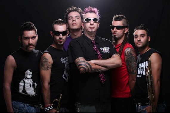 The Locos a Los Tres Puntos na MS 2012