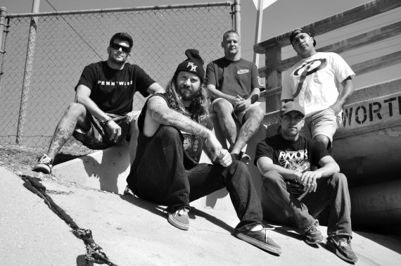 Terror, Cockney Rejects, Iron Reagan, Booze And Glory and Jaya The Cat na Mighty sounds 2015